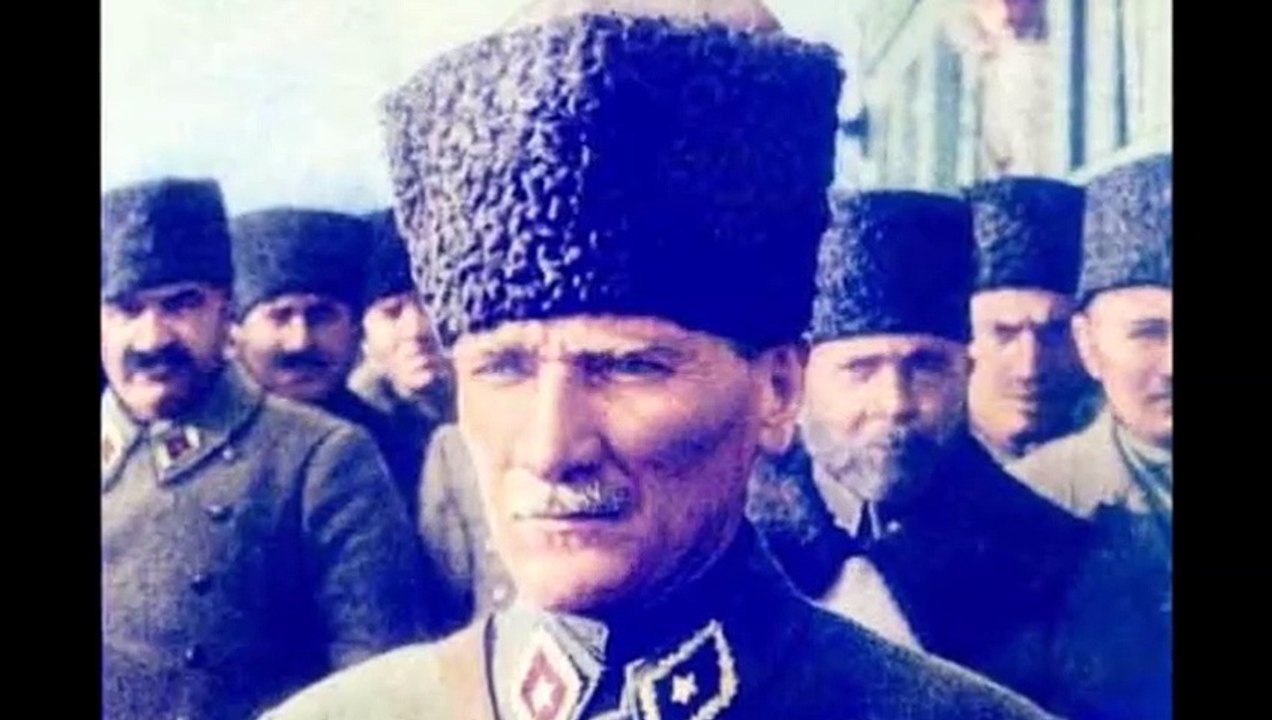 dombra-şarkısının-mustafa-kemal-atatürk-versiyonu-by-daraske-farkı-i̇le