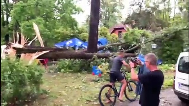Более десяти человек стали жертвами непогоды в Западной Европе