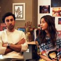 Alia Bhatt blushing  when Ranbir Kapoor says 