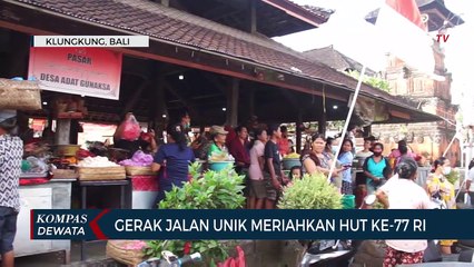 Gerak Jalan Kreasi Unik Hibur Warga
