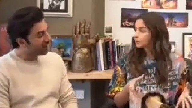 Alia Bhatt Pregnancy पर Ranbir Kapoor Comment पर भड़के Fans, Watch Full Video|Boldsky*Entertainment
