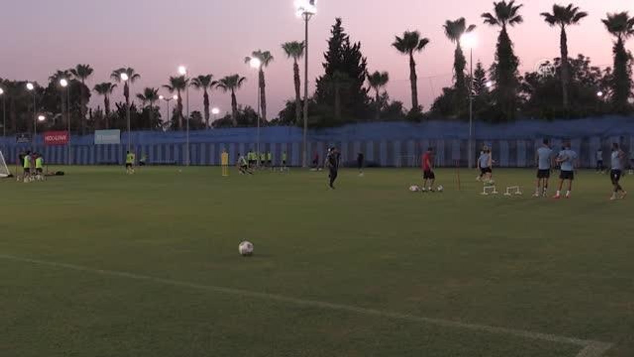 Adana spor haberi | Vincenzo Montella, Adana Demirspor'da istikrarlı başarı istediklerini açıkladı