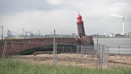 Kippt der Leuchtturm nun um? Große Sorge um "Nordmole" in Bremerhaven