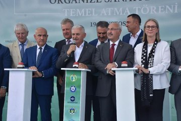 Bakan Kirişci: Elektrik borcu olan üreticilere 10 milyon TL'ye kadar sıfır faizli kredi imkanı getirildi (2)- Yeniden