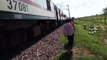 VIDEO: लव स्टोरी का अंत: अलवर के प्रेमी युगल ने जयपुर में ट्रेन के आगे कूदकर दी जान