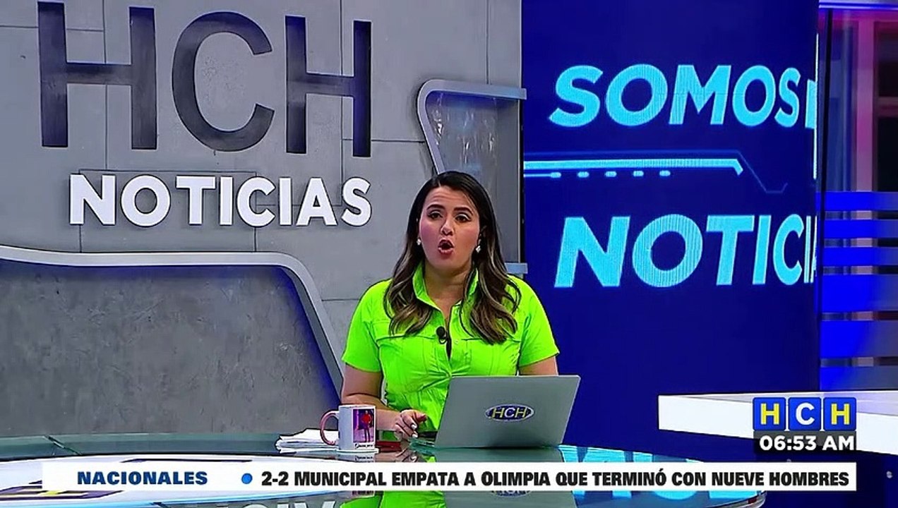 ¡Leñazo y medio! "Rápido y Furioso" arranca poste y termina su carrera en un paredón de SPS