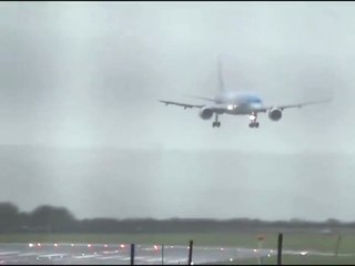 A skilled pilot landing diagonally in 40 knot wind