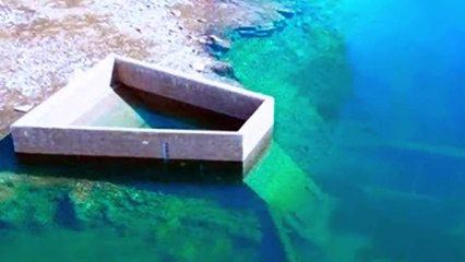 15 Zombie Proof Houses You’ll Regret Not Seeing