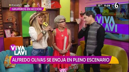 Alfredo Olivas se enoja en pleno escenario
