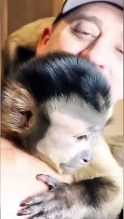 Monkey Bath! #bathtime #Monkeys