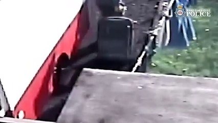 Homem e mulher morta