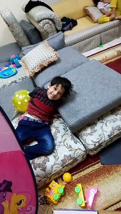 Destruction by Little Kids | Bachon ne machai ghr mein tabahi | Kamrey ka hashar nasher | Distrubed