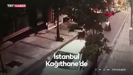 Geri manevra yapan sürücü engelli vatandaşa çarpıp kaçtı