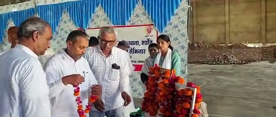 Advice on adopting Gandhian ideology