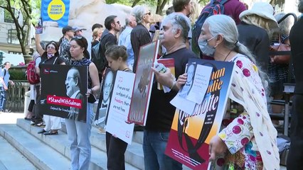 A New York, le monde littéraire rend hommage à Salman Rushdie