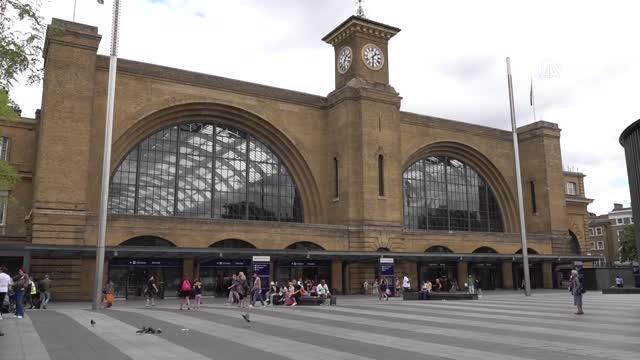 İngiltere'de demir yolu çalışanlarının iş bırakma eylemi devam ediyor