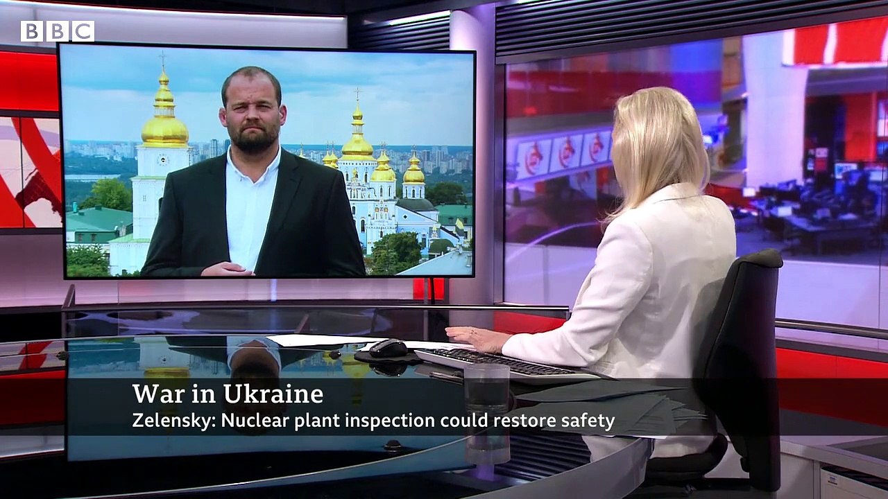 Ukraine's Crimean fightback having 'psychological impact' on Russia - BBC News