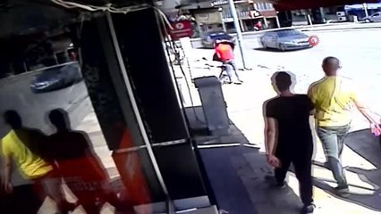 Kuryenin anahtarı üzerinde unuttuğu motosikleti böyle çalındı