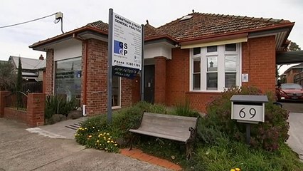 For Victorians it's getting harder to see a bulk billing GP