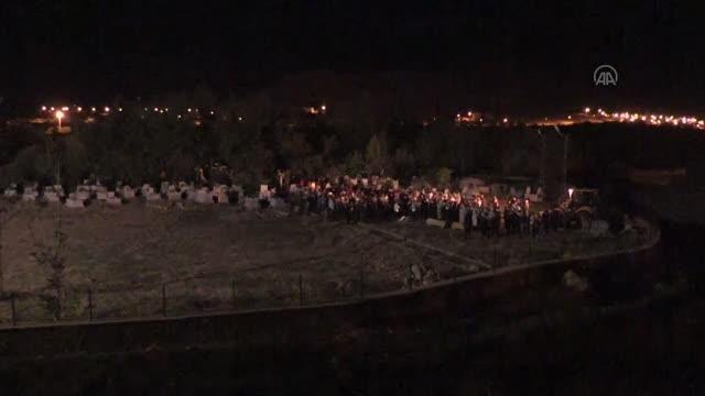 Son dakika haberleri | İçişleri Bakanı Soylu, Derik'teki kazada hayatını kaybedenlerin cenaze namazına katıldı