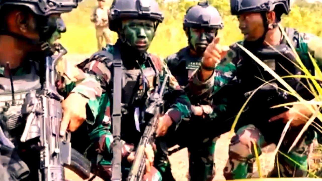 PENGAMAT MILITER CHINA  PEMERINTAH TIONGKOK HARUS WASPADAI GERAKAN INDONESIA DI NATUNA