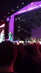 Şarkıcı Reyhan Karaca: Nerede var mı LGBT bayrağı?