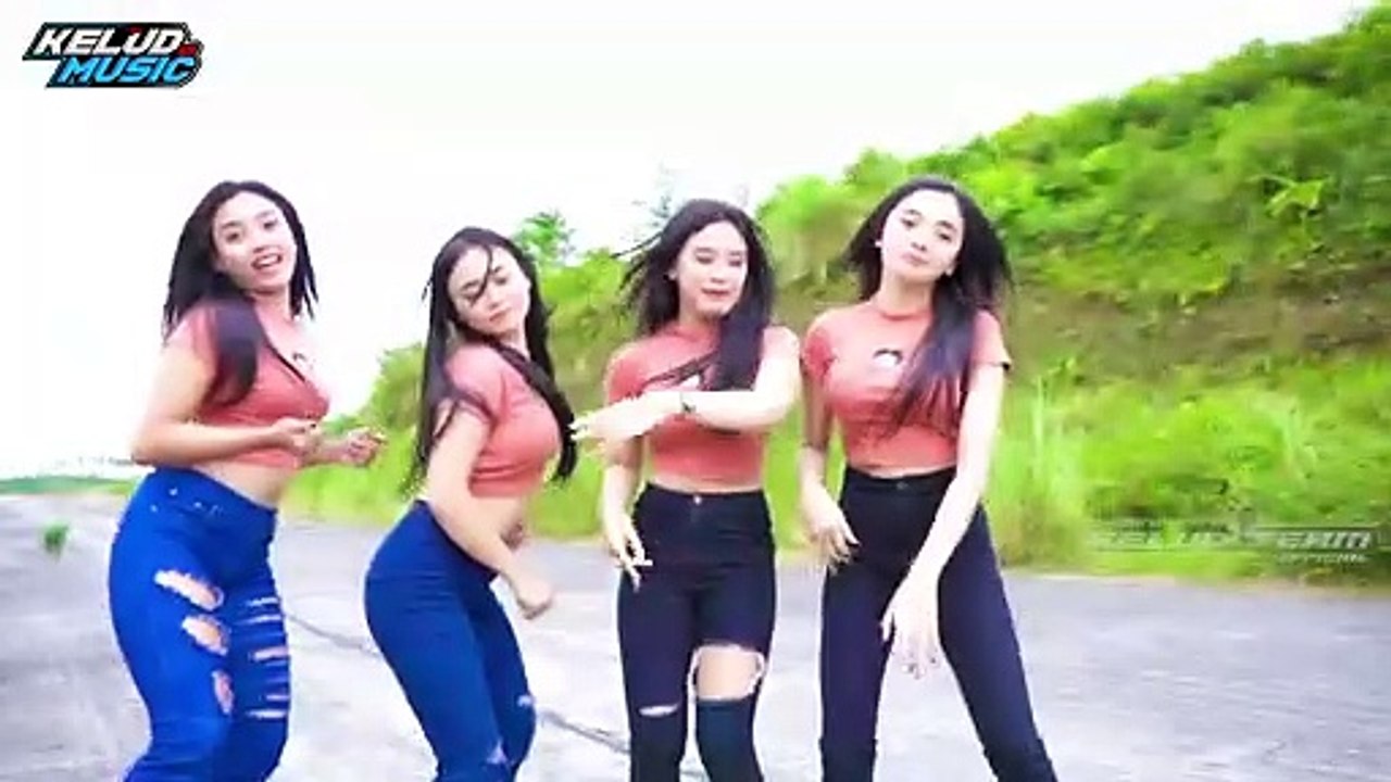 DJ PARGOY TERBARU MERPATI HATI BASS PONG PONG