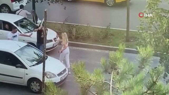 İstanbul’da trafikte sopalı maganda dehşeti kamerada