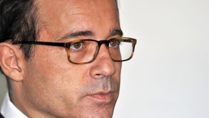 VOICI - Jean-Luc Delarue : son père n'a plus de nouvelles d'Anissa, la dernière femme de l'animateur