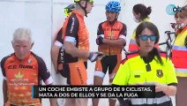 Un coche embiste a 9 ciclistas en Castellbisbal  y se da la fuga