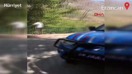 Erzincan'da ahşap evde çıkan yangın 4 eve daha sıçradı