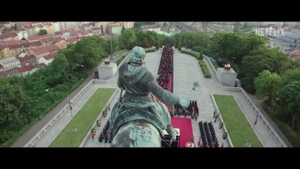 THE GRAY MAN   Official Trailer   Netflix