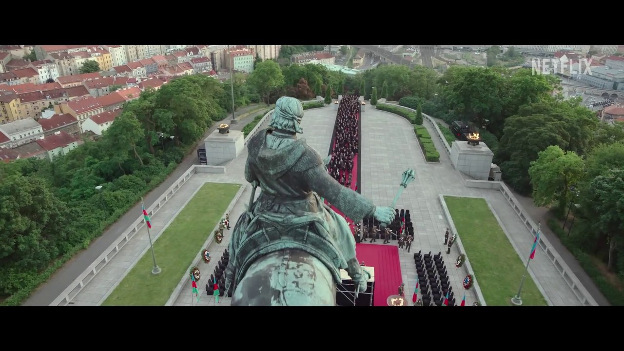 THE GRAY MAN   Official Trailer   Netflix