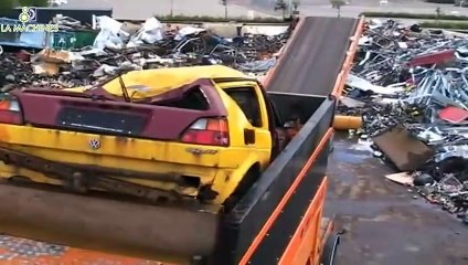 Extreme Dangerous Car Crusher Machine in Action