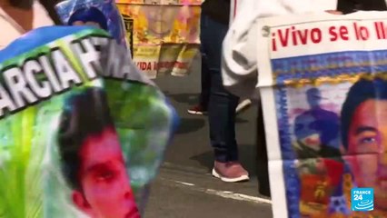 Télécharger la video: México: prisión preventiva contra Jesús Murillo Karam por caso Ayotzinapa