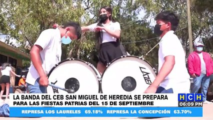 Centro de Educación Básica San Miguel de Heredia preparado para desfile del 15 de septiembre
