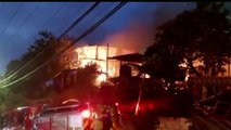 tn7-Un incendio consume tres casas por completo-210822