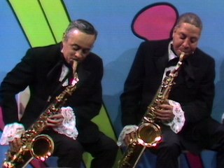 Duke Ellington - She Loves You/All My Loving/Eleanor Rigby (Medley/Live On The Ed Sullivan Show, March 1, 1970)