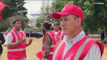 Governo britânico promete medidas para ajudar as famílias