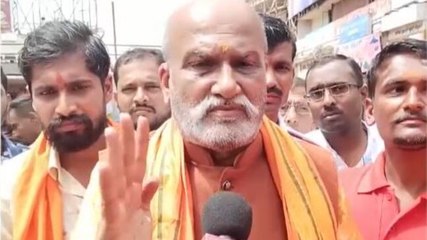 Pramod Muthalik starts signature campaign for permission to celebrate Ganesh Chaturthi at Idgah ground in Hubballi