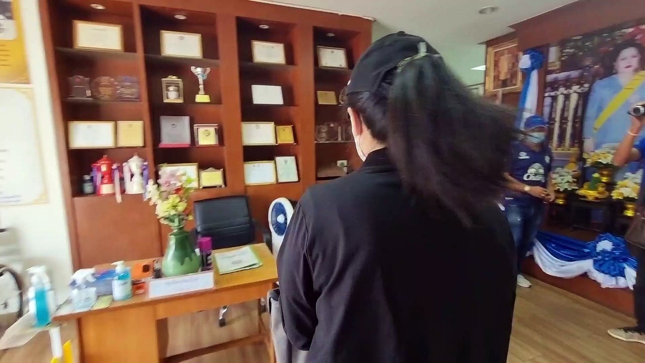 "กัน จอมพลัง" เตรียมพาทหารหญิงแจ้งความ สภ.หัวหิน พรุ่งนี้ มีคนทำร้ายอีก