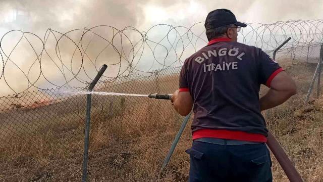 Bingöl 3. sayfa: Bingöl'de otluk alanda yangın: Dumanlar gökyüzünü kapladı