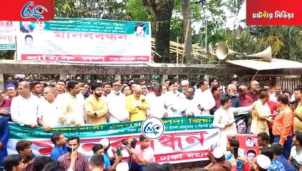 প্রেস ক্লাব-এ প্রবেশের পথে বাঁধা দেয়ার চেষ্টা