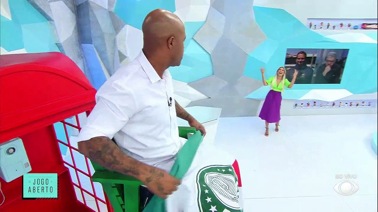 Debate Jogo Aberto: Palmeiras já é campeão brasileiro ou o Flamengo pode ameaçar?