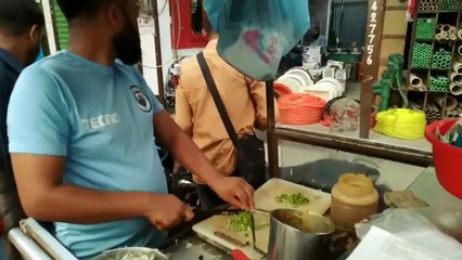 Popular Street Food Chickpea Mix. ছোলা বুট মাখা্ । বুট মাখা ।