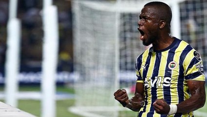 Yok artık Valencia! Adana Demirspor'u da boş geçmeyen Fenerbahçeli golcü ilki başardı