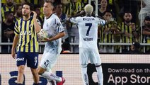 Onyekuru, Fenerbahçe tribünlerine yaptığı hareketi sosyal medya hesabından da paylaştı! Taraftardan tepki yağıyor