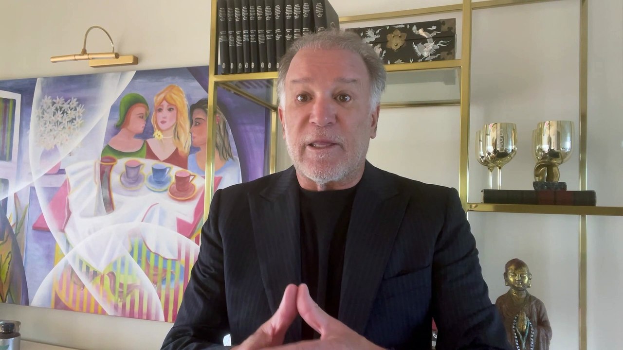 Bandidos são punidos em Porto Alegre. Cuca diz que Galo joga bem e bola não entra. Fla é favorito na CB