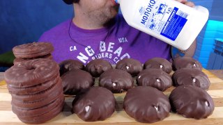 ASMR CHOCOLATE DESSERT PARTY WITH MILK | CHOCOLATE COVERED MARSHMALLOW & COOKIES IN CHOCOLATE