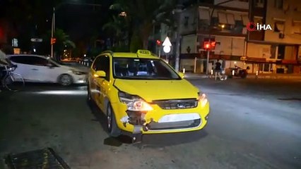 Otomobil ile motosiklet çarpıştı- 1’i ağır 2 yaralı